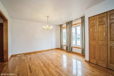 Living - 1045 E Thacker St, Des Plaines, IL 60016 photo 4 of 7