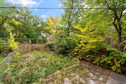 1653 E 70th St, Chicago, IL 60649 photo 5