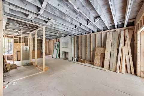 1653 E 70th St, Chicago, IL 60649 photo 3