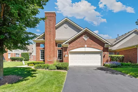 13200 Greenleaf Trl, Palos Heights, IL 60463
