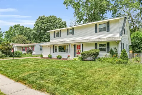 2304 Brett Dr, Champaign, IL 61821 photo 5