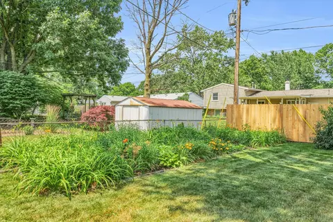 2304 Brett Dr, Champaign, IL 61821 photo 39