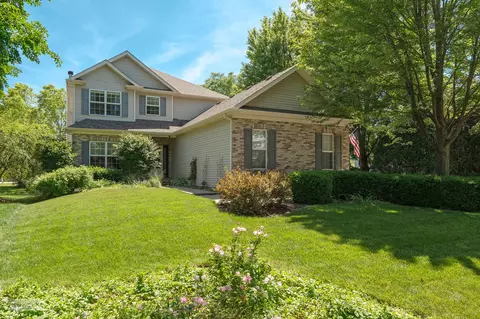 626 Carnation Dr, Oswego, IL 60543