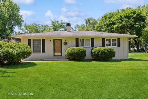 283 Millard Ave, Crystal Lake, IL 60014