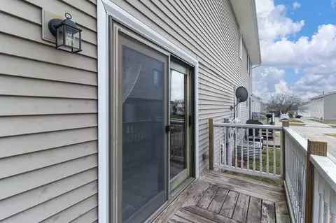 Exterior - 1502 Hancock Dr #B, Normal, IL 61761 photo 2 of 7