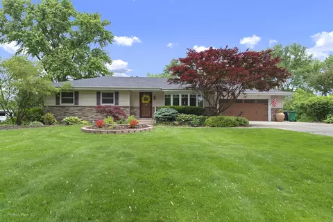 115 Oak St, Bloomingdale, IL 60108