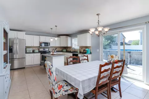 Dining - 3283 Marimarsh, Normal, IL 61761 photo 1 of 1