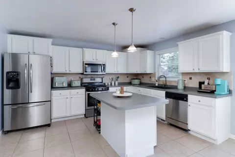 Kitchen - 3283 Marimarsh, Normal, IL 61761 photo 1 of 2