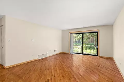 Living - 7510 Farmingdale Dr #106, Darien, IL 60561 photo 1 of 4