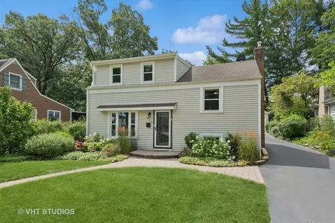 616 E Illinois St, Wheaton, IL 60187
