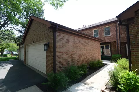 1606 N Windsor Dr #1606, Arlington Heights, IL 60004