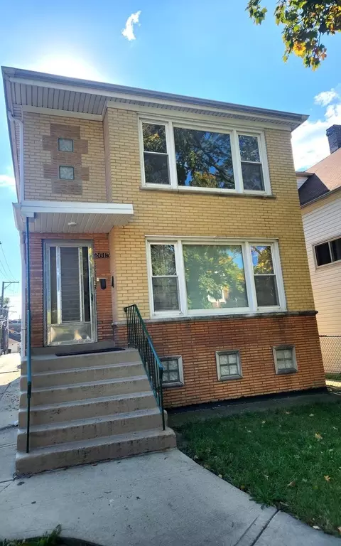 2615 W Montgomery Ave, Chicago, IL 60632