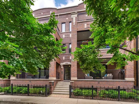 3950 N Hoyne Ave #3N, Chicago, IL 60618