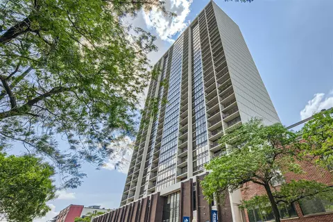 1636 N Wells St #1505, Chicago, IL 60614