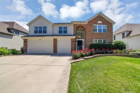 752 Sigmund Rd, Naperville, IL 60563