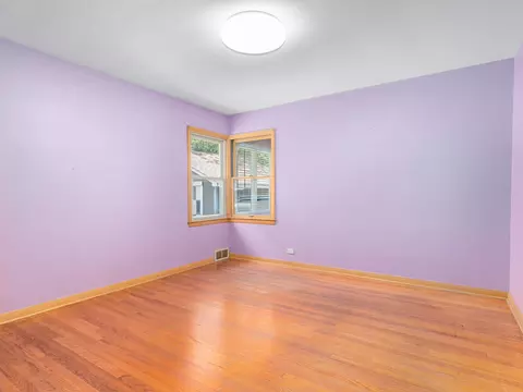 Bedroom - 621 Preston Ave, Elgin, IL 60120 photo 1 of 2