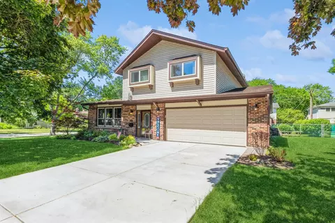 614 N Greenwood Dr, Palatine, IL 60074
