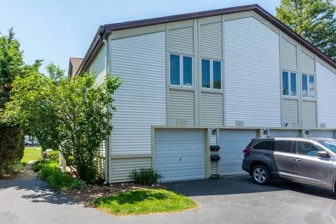 1150 Inverrary Ln #1150, Deerfield, IL 60015