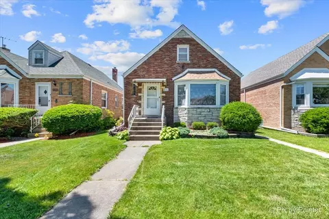 4142 N Mango Ave, Chicago, IL 60634