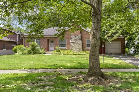 910 Park Dr, Flossmoor, IL 60422 photo 1