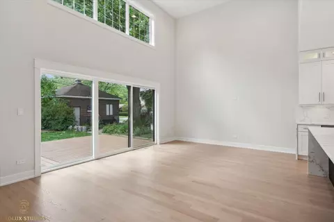 402 S Maple St S, Mount Prospect, IL 60056 photo 12