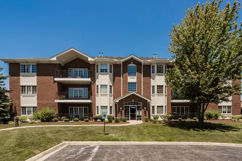 13098 Laurel Glen Ct #102, Palos Heights, IL 60463