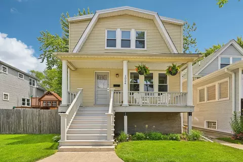 1024 Elgin Ave, Forest Park, IL 60130