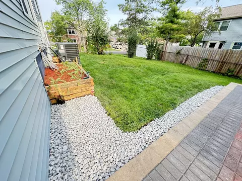 1098 Pear Tree Ln, Wheeling, IL 60090 photo 33