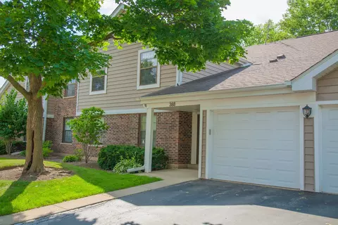 388 Lambert Dr #D2, Schaumburg, IL 60193