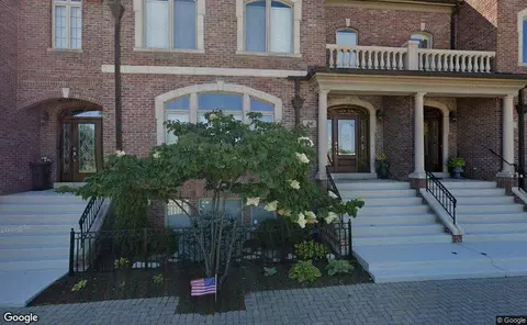 36 N Smith St, Palatine, IL 60067