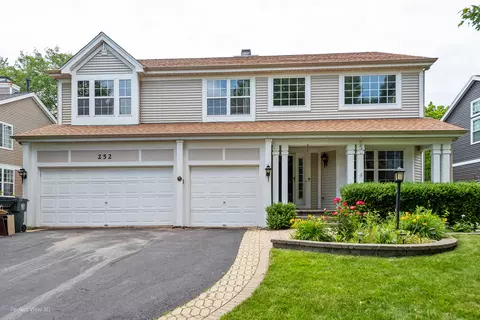 252 Pembrook Ln, Mundelein, IL 60060