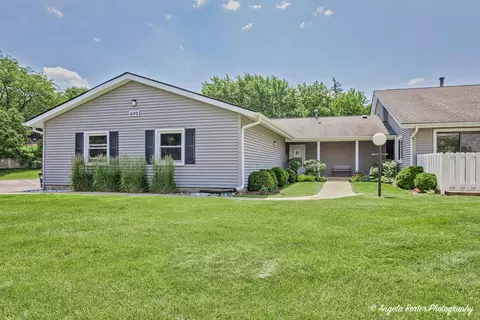 600 Devonshire Ct #A, Mchenry, IL 60050