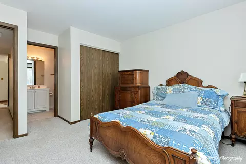 Bedroom - 600 Devonshire Ct #A, Mchenry, IL 60050 photo 1 of 4