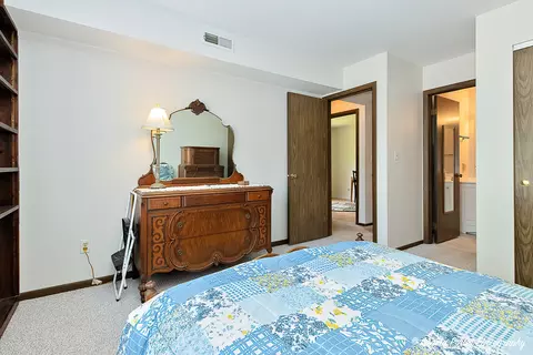Bedroom - 600 Devonshire Ct #A, Mchenry, IL 60050 photo 2 of 4