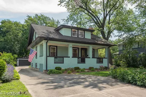 325 N Main St, Lombard, IL 60148