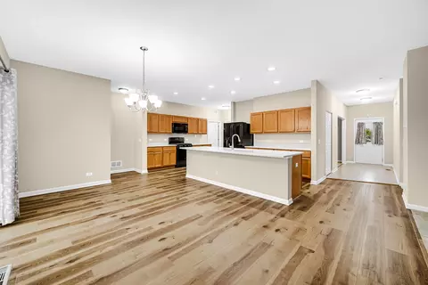 1015 Jefferson Ave, Mchenry, IL 60050 photo 11
