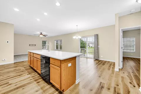 1015 Jefferson Ave, Mchenry, IL 60050 photo 6
