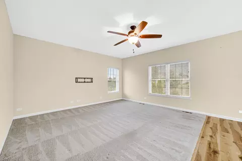 1015 Jefferson Ave, Mchenry, IL 60050 photo 9