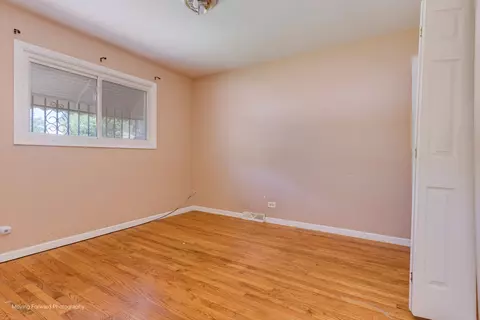 Bedroom - 16365 Paulina St, Markham, IL 60428 photo 1 of 4