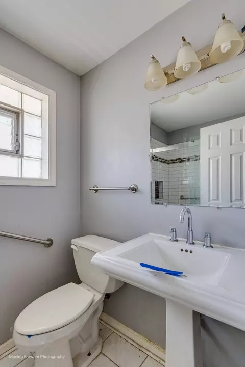 Bath - 16365 Paulina St, Markham, IL 60428 photo 2 of 3