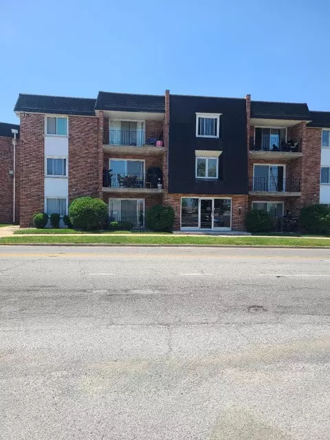 551 Michigan City Rd #201, Calumet City, IL 60409