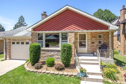 10118 S Turner Ave, Evergreen Park, IL 60805
