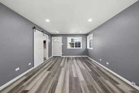 Living - 9529 S Constance Ave, Chicago, IL 60617 photo 6 of 6