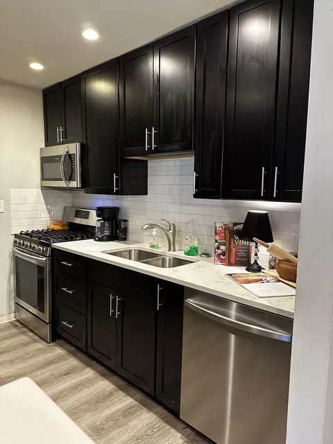 5101 Carriageway Dr #B110, Rolling Meadows, IL 60008 photo 2