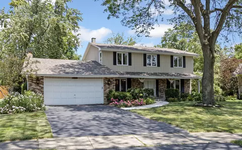 2416 Patricia Ln, Homewood, IL 60430