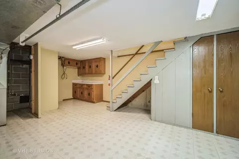 1806 E Camp Mcdonald Rd, Mount Prospect, IL 60056 photo 33