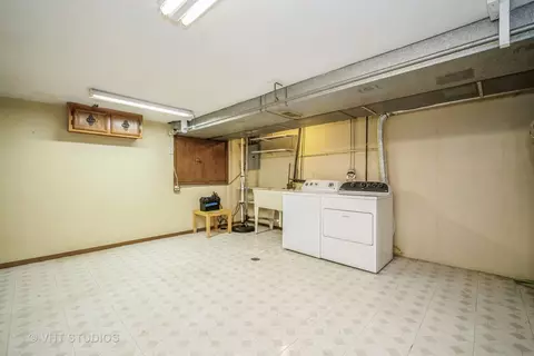 1806 E Camp Mcdonald Rd, Mount Prospect, IL 60056 photo 17