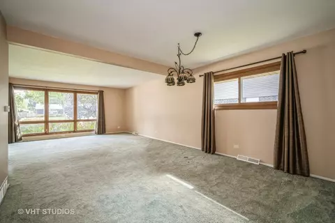 1806 E Camp Mcdonald Rd, Mount Prospect, IL 60056 photo 27