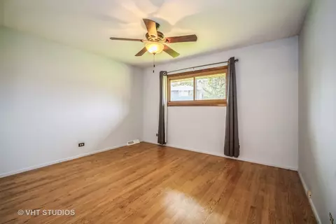 1806 E Camp Mcdonald Rd, Mount Prospect, IL 60056 photo 31