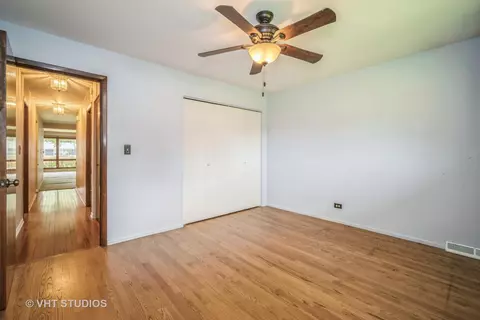 1806 E Camp Mcdonald Rd, Mount Prospect, IL 60056 photo 13